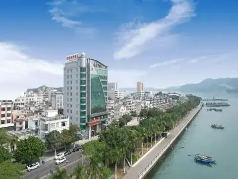 Vienna Hotel (Shanwei Feicui Bay) — фото 1