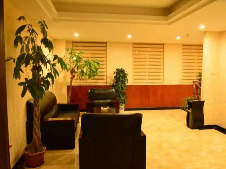 Ухань: Chengyuan Hotel (Wuhan Business School Branch)