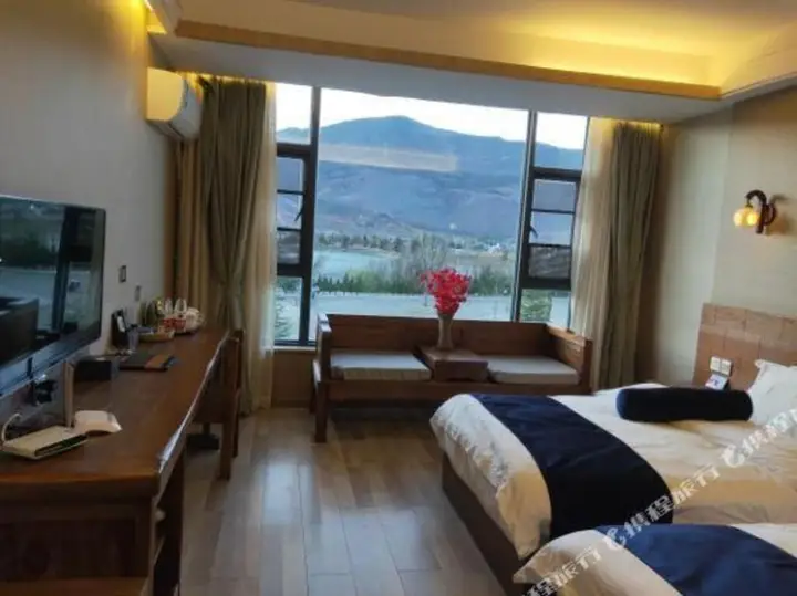 Дали: CHP. Hotel
