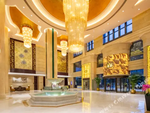 Dali Century Hotel — фото 1