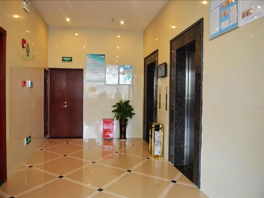 GreenTree Inn Jiangsu Suzhou Wujiang Yunliqiao Business Hotel — фото 1