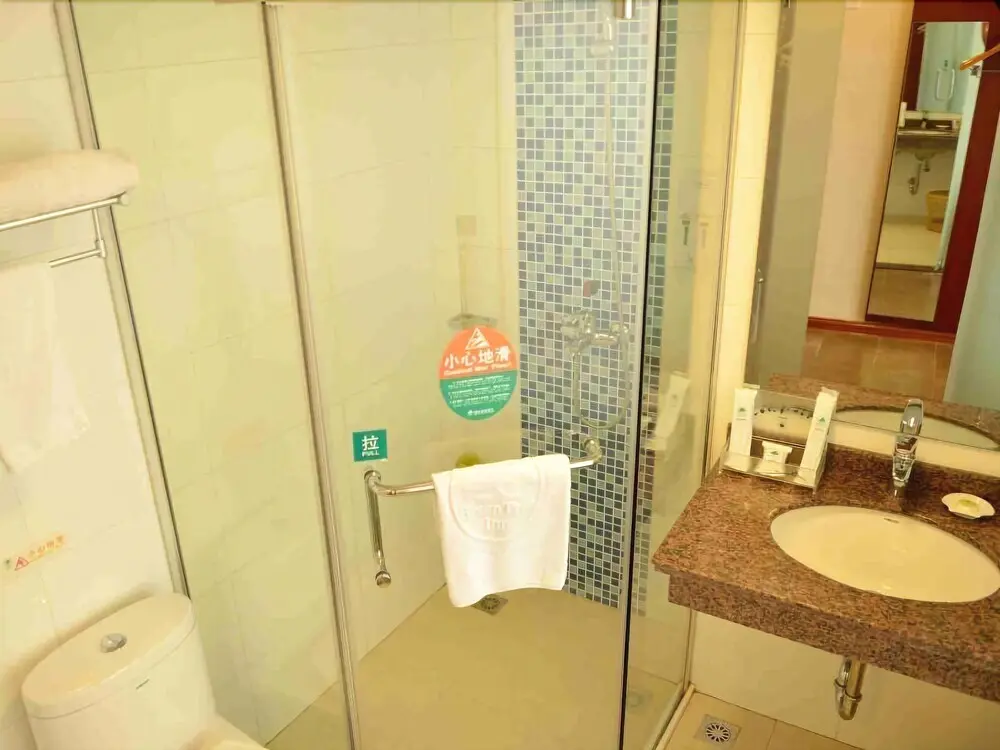 Цзиньцзэ: GreenTree Inn Jiangsu Suzhou Wujiang Yunliqiao Business Hotel