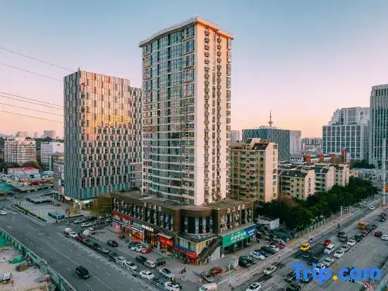 Нанкин: Qingmu Select Hotel (Yuejianglou Scenic Area, Rehe Road, Nanjing)