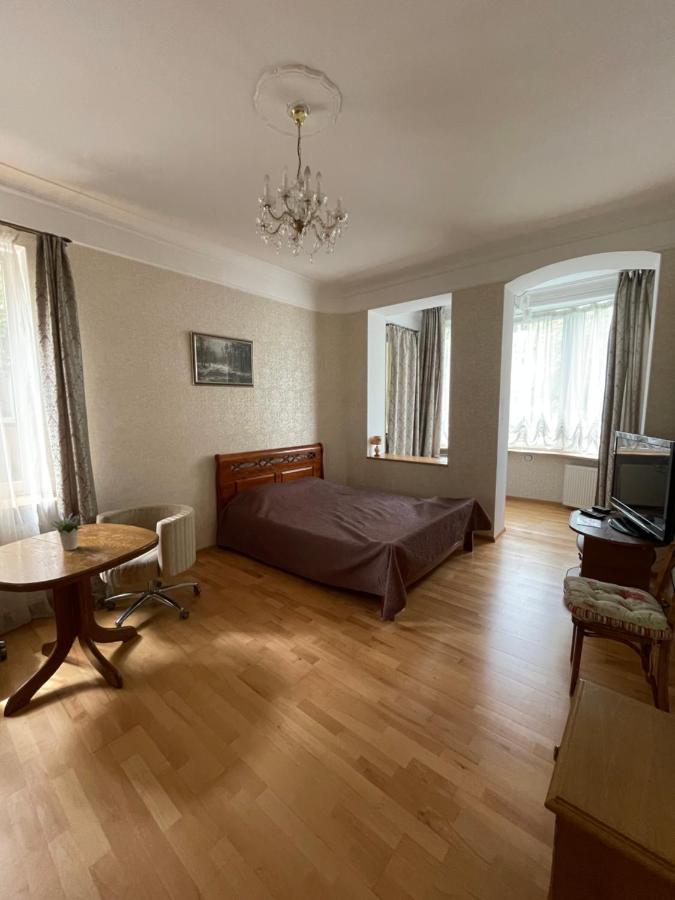 Калининград: Apartment on Krasnaya