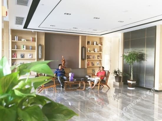 City Convenient Hotel (Xiangyang Wanda Plaza) — фото 1