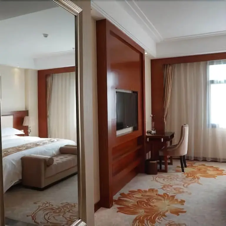 Дунгуань: The Same Hotel