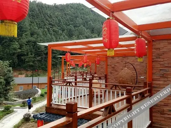 Ханчжоу: Coral Mountain Resort Tonglu
