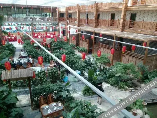 Ханчжоу: Coral Mountain Resort Tonglu