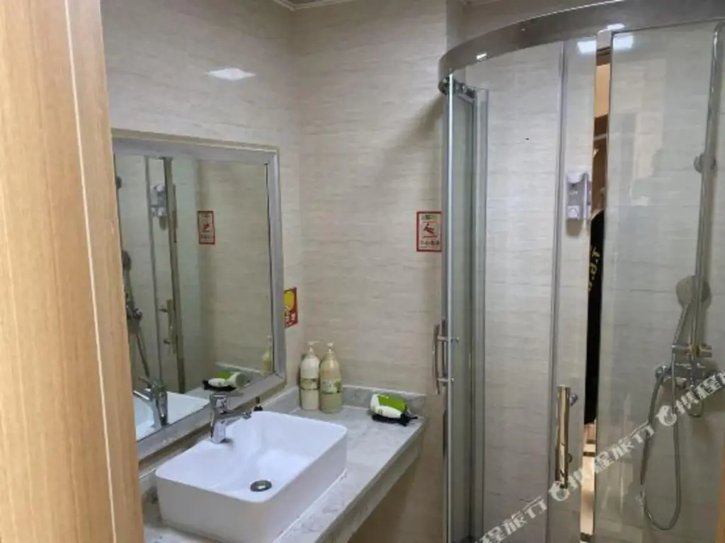 Хэфэй: Yuting Hotel (Hefei Central Huancheng Fanhua Avenue subway station)