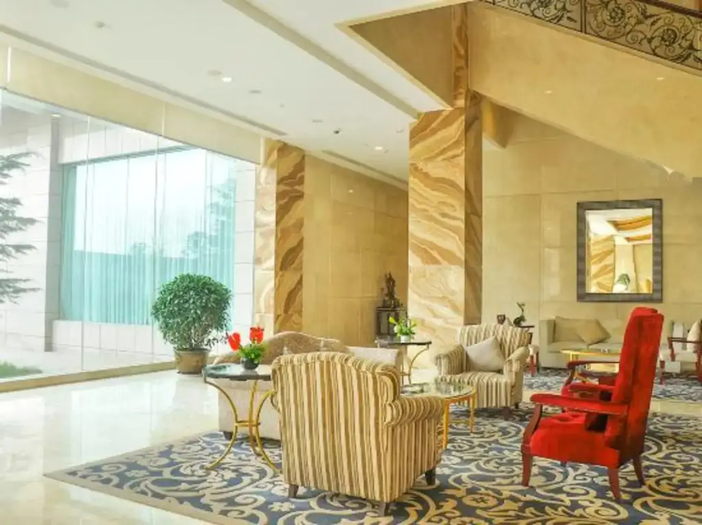 Jingang Longwan Hotel — фото 1