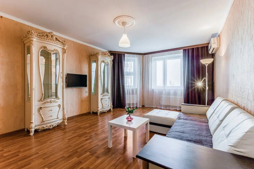 Москва: Inndays Apartments на Лазарева 19