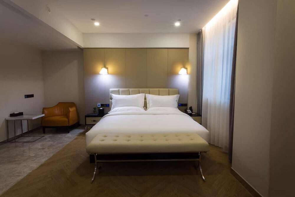 Шанхай: Re Young Loft Hotel