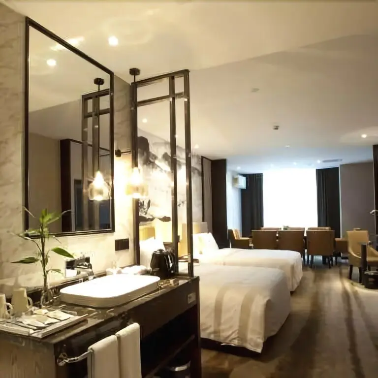 Хэнъян: The Mingyi Hotel
