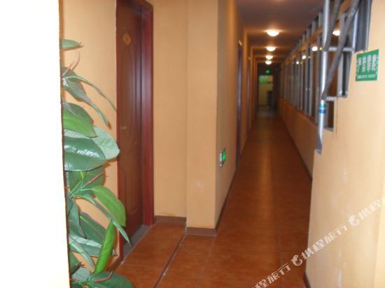 Чунцин: Yuejia Hotel