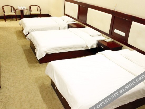 Цзяочжоу: Taigeyuan Business Hotel