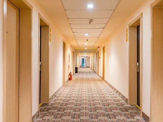 Тайан: Grace Inn Hotel (Tai'an Taishan Railway Station Tianwai Village)