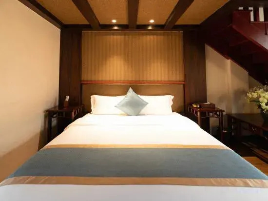 Хэнъян: Qingqin Hotel