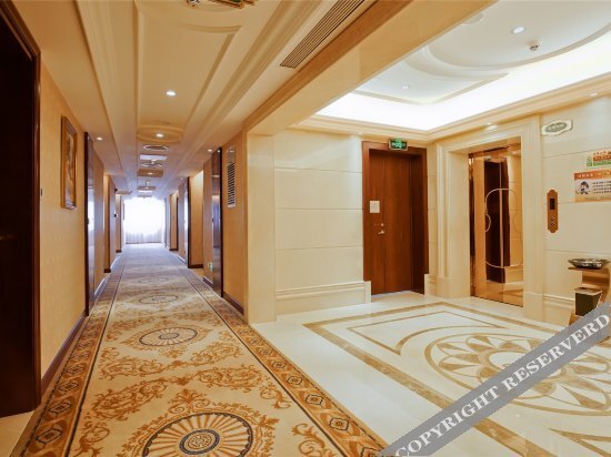 Маоминг: Vienna Hotel Beiliu Passenger Transport Center Wanda Plaza Branch