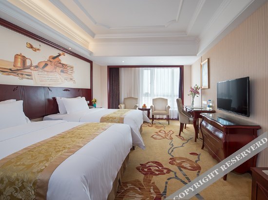 Маоминг: Vienna Hotel Beiliu Passenger Transport Center Wanda Plaza Branch