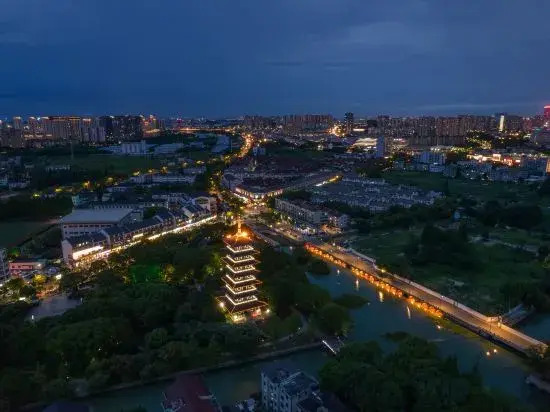 Цзиньцзэ: Suzhou Huaxi Meishi Hotel (Heiyi Wujiang Branch)