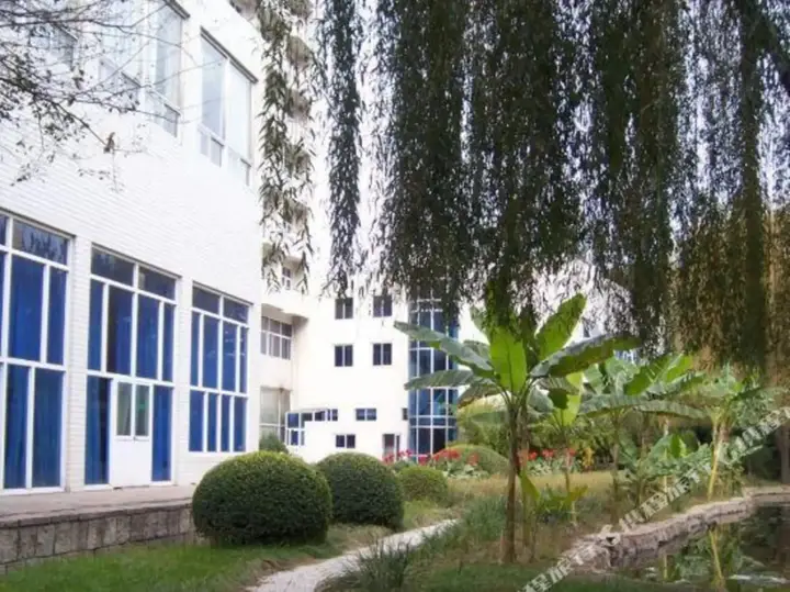 Таншань: Zunhua International Hotel