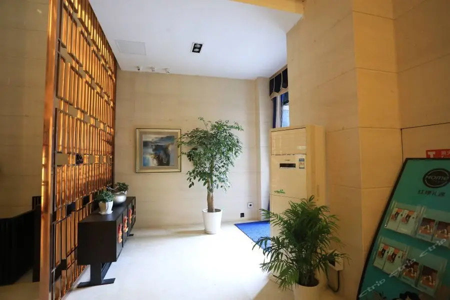 Чунцин: 江畔千玺S酒店(重庆解放碑洪崖洞店)