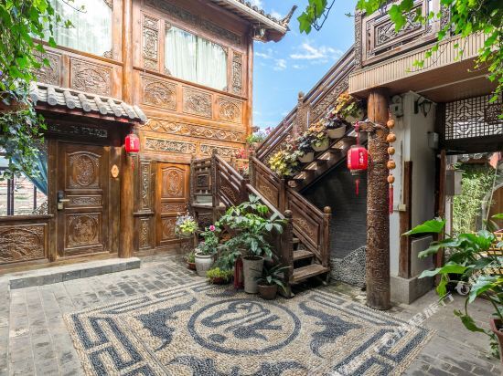 Лицзян: 丽江五福观景客栈