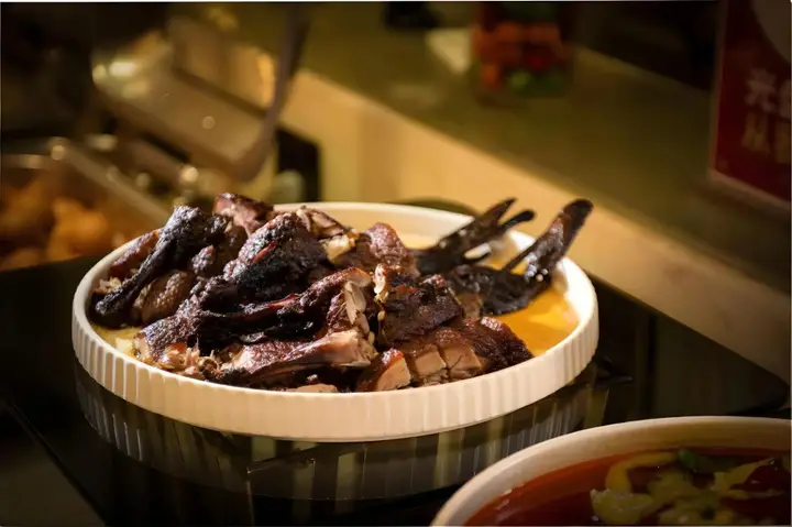Чэнду: Guzi Celebrity First Hotel (Wenjiang University Town)