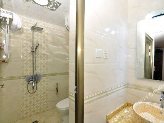 Куньмин: Minhe Hotel