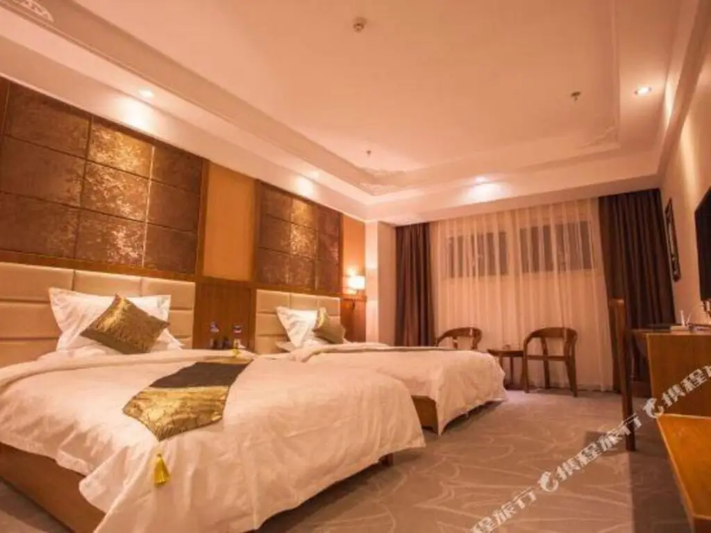 Tonghui Boya Business Hotel — фото 1