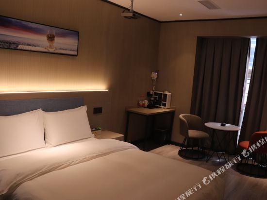 Чэнду: Yuge Business Hotel Chengdu Baige Island