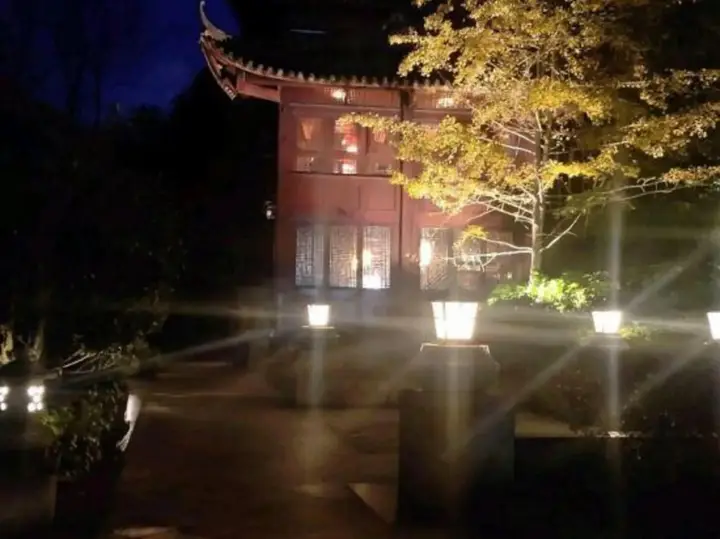 Чэнду: Baoshan Hotspring Hotel