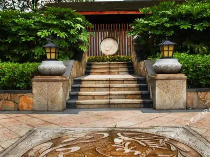 Чэнду: Baoshan Hotspring Hotel