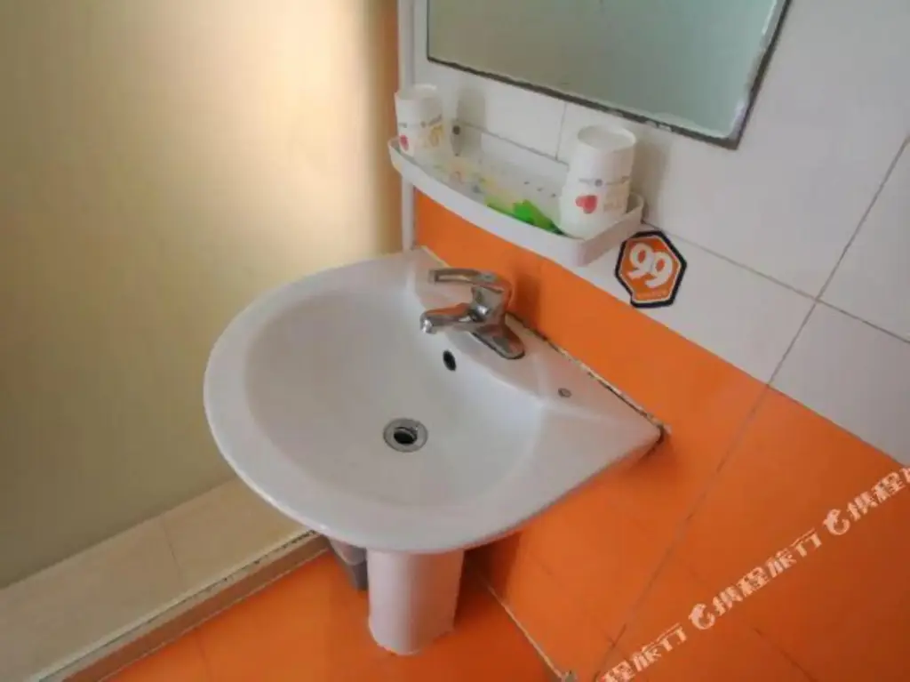 Шанхай: Kaiman Hotel (Shanghai Caohejing Caobao Road)