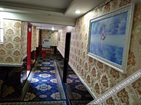 Чунцин: Qinhuang Business Hotel