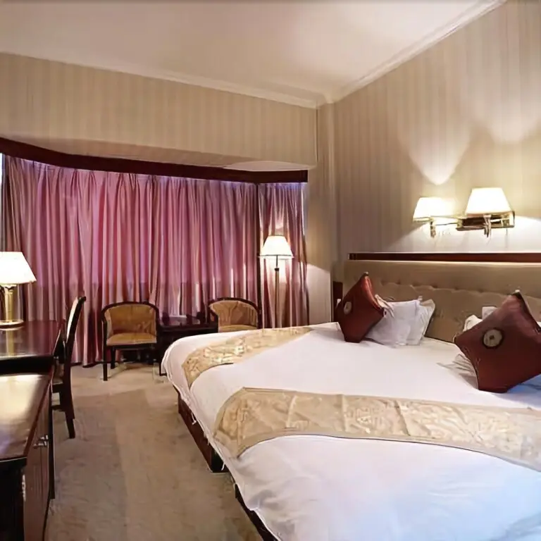 Xiong Zhen Hotel — фото 1