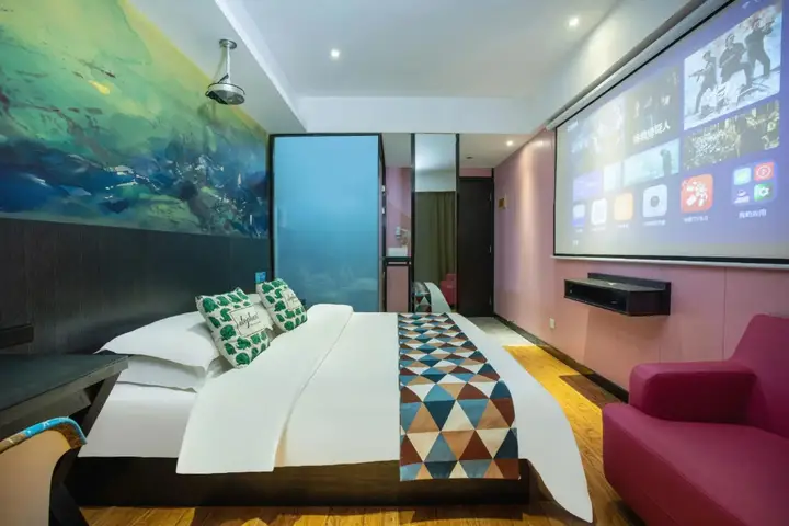 Чжэнчжоу: Roland Fashion Hotel (Tonghuai Subway Station T10 Tanshili Shopping Center Store)