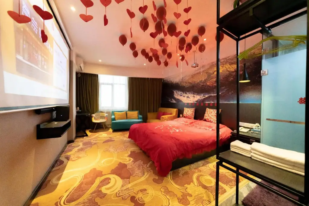 Чжэнчжоу: Roland Fashion Hotel (Tonghuai Subway Station T10 Tanshili Shopping Center Store)