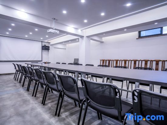 Mogan· Yunlan Holiday Courtyard Boutique Hostel — фото 1