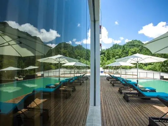 Чжанцзяцзе: Nvue Resorts Zhangjiajie
