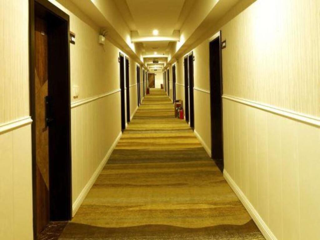 Мяньян: Jiahe Business Hotel