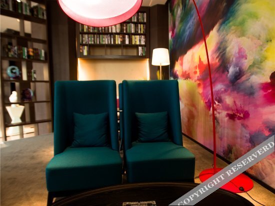 Пиндиншань: Elong Deluxe International Hotel (Yingcheng Plaza Yigou City)