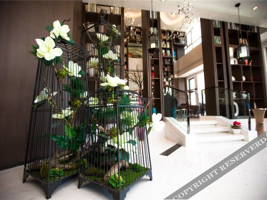 Пиндиншань: Elong Deluxe International Hotel (Yingcheng Plaza Yigou City)