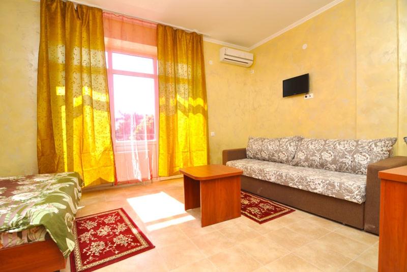 Анапа: Guest House Korona