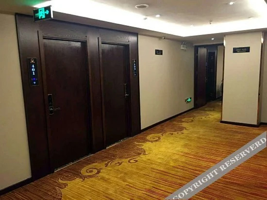 Сиань: Wangyuan Business Hotel (Xianglong)