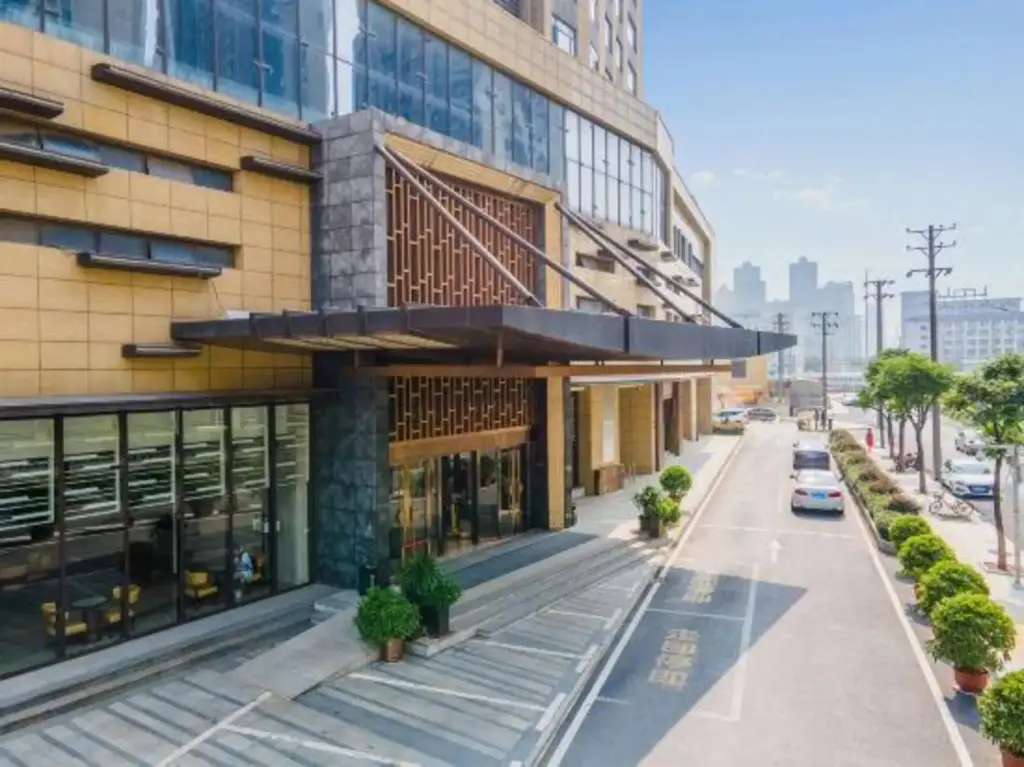 Wuhan Xinhao Grace Hotel (Hankou Railway Station) — фото 1