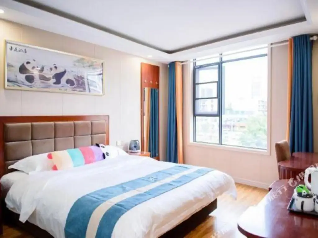 Чэнду: Haoting Chain Hotel Chengdu Liuli