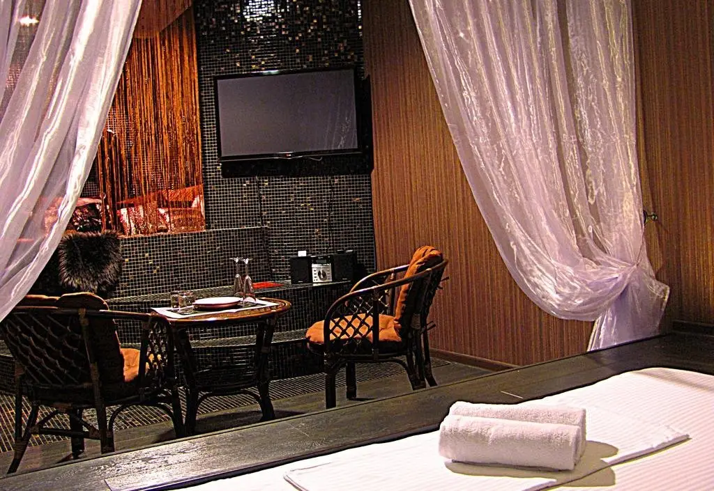 Москва: Love Hotel Treffen