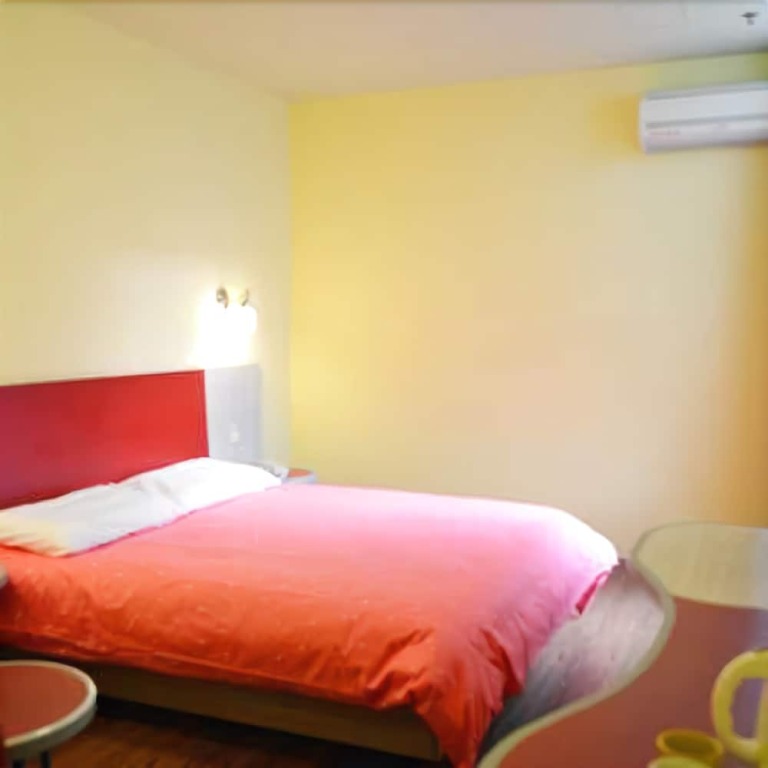 Нинбо: Home Inn