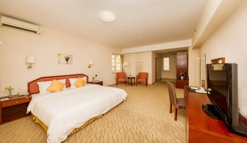 Далянь: Dalian Precious Ginza Hotel